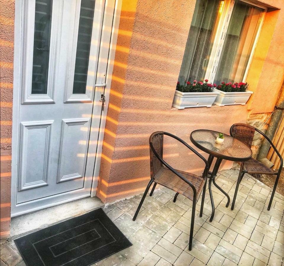 Birami Studio Apartment Sibiu Luaran gambar